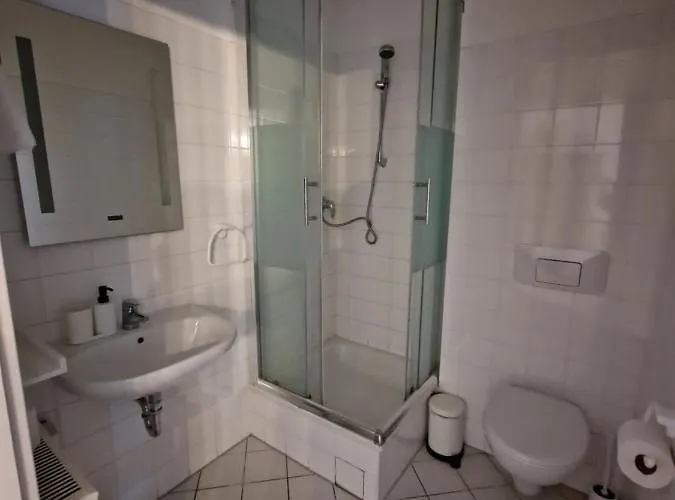 Reuner * Glashutte (Brandenburg)